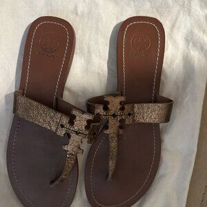 Gold Tory Burch sandle